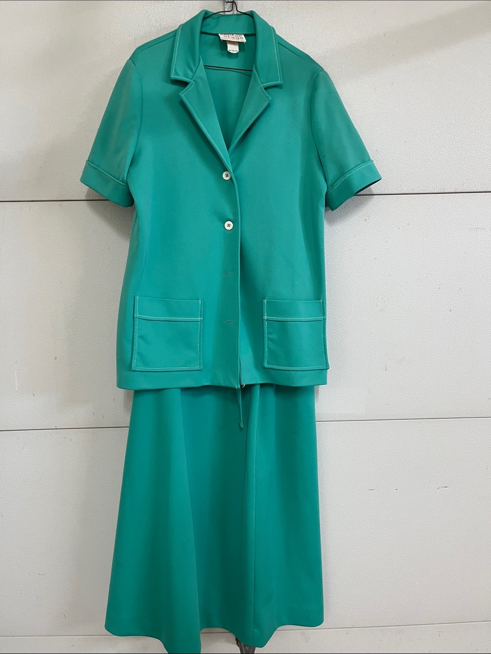 Vintage Classic Two-Piece Wrap Skirt Set in Teal Green